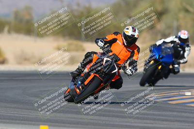 media/Jan-14-2024-SoCal Trackdays (Sun) [[2e55ec21a6]]/Turn 6 (125pm)/